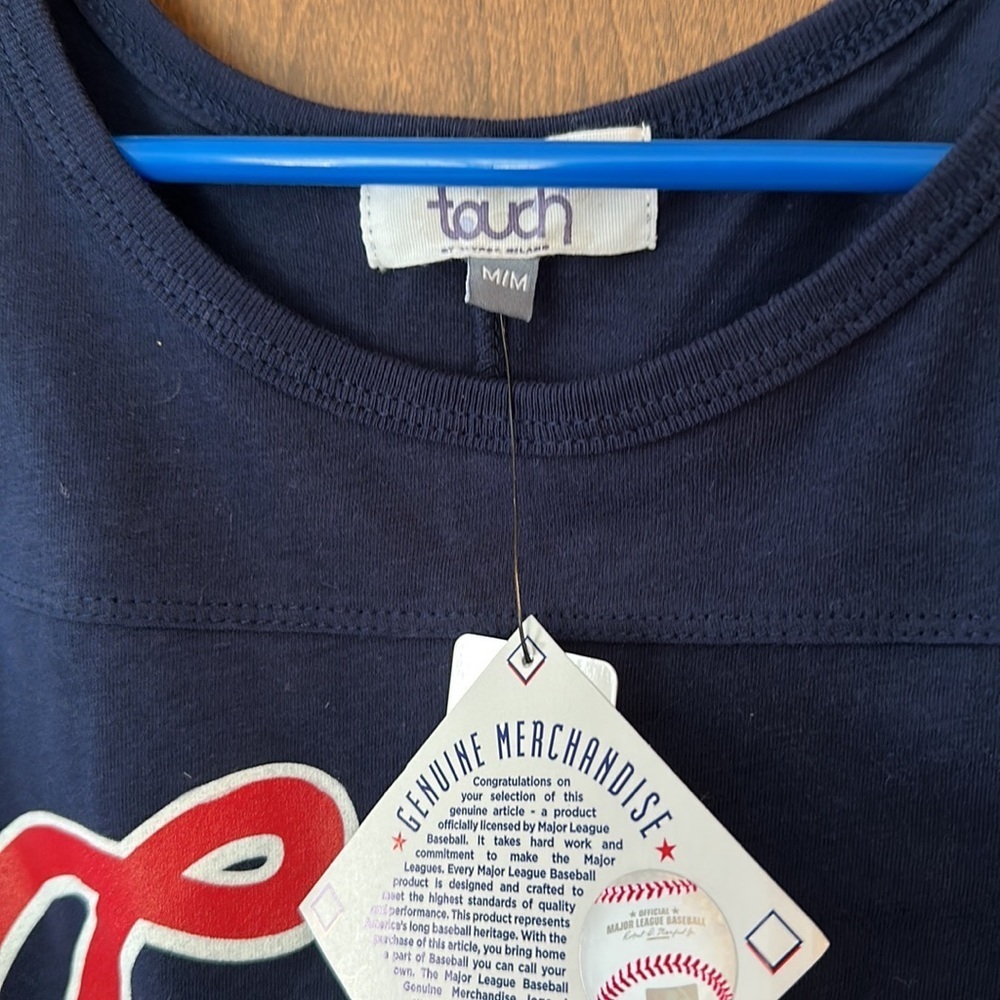 Cleveland Indians size M long sleeve t shirt - Picture 3 of 4
